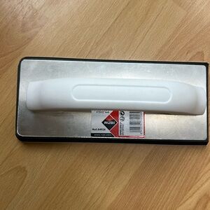 Rubi White and Black Tile Float tool